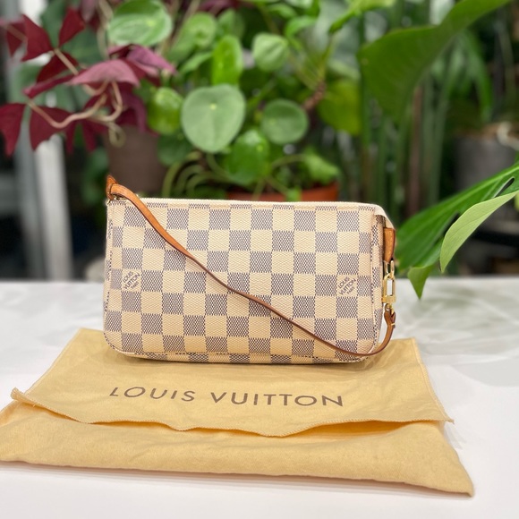 Louis Vuitton Handbags - SOLD 💛Louis Vuitton Pochette Accessoires Damier Azur💛